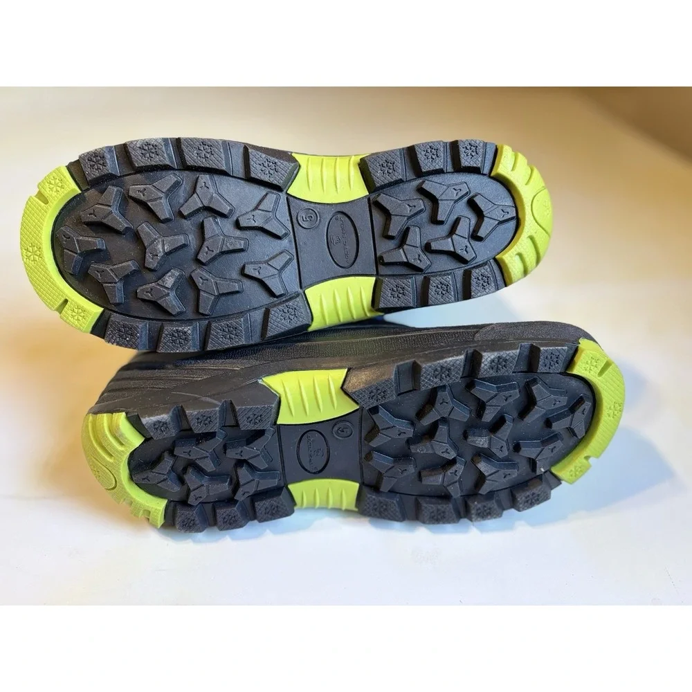 Arctic Shield Snow Boots Womens Size 5 90%+ Heat Retention Zip Up‎ Black/Blue